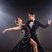 ZÁKLADNÍ TANEČNÍ KURZ 2025 - Prodloužená II