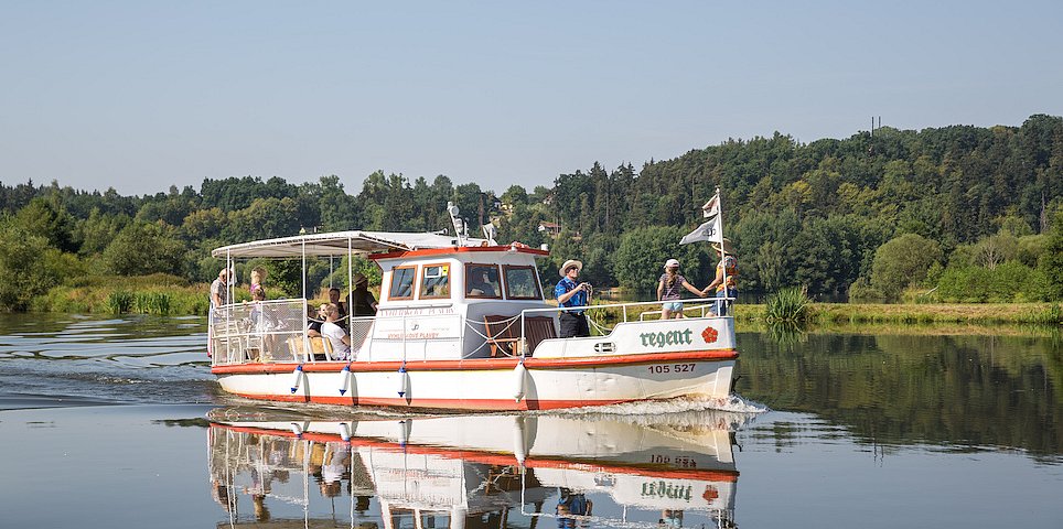 Ausflugsschifffahrten auf der Moldau