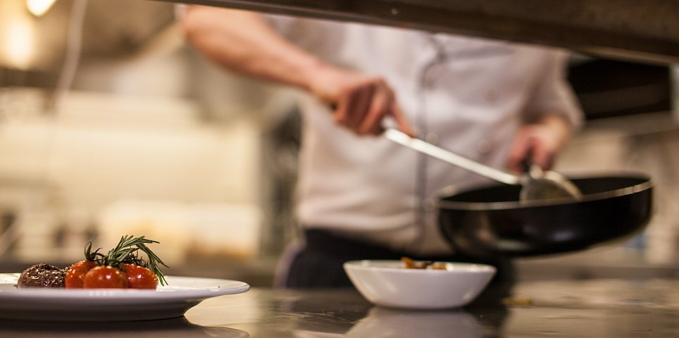Zámecká restaurace a penzion Týn nad Vltavou