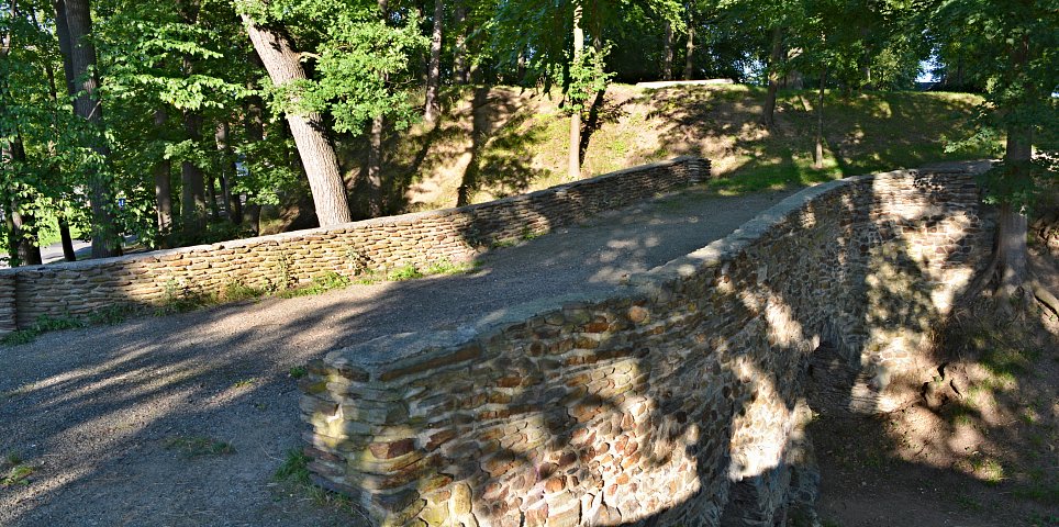 Zaniklý týnský hrad