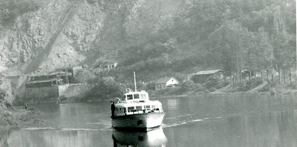 Vltavské jezy a mlýny