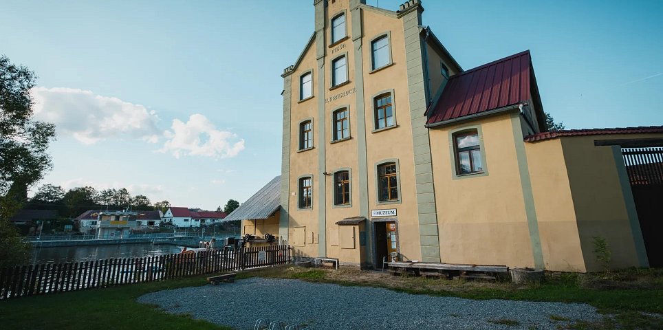 Muzeum Mlýn Hněvkovice